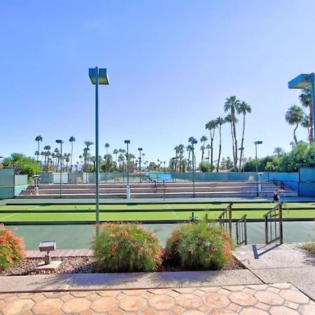 Private Country Club Condo On Awesome Golf Course! Palm Desert Exteriör bild